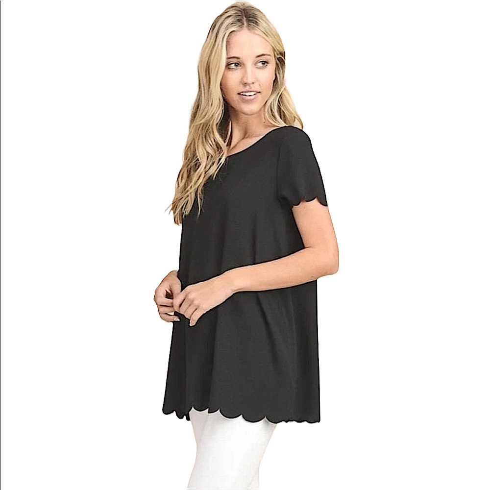 Vanilla Bay Blouse - Black Scalloped Short Sleeves & Bottom Hemline Size S